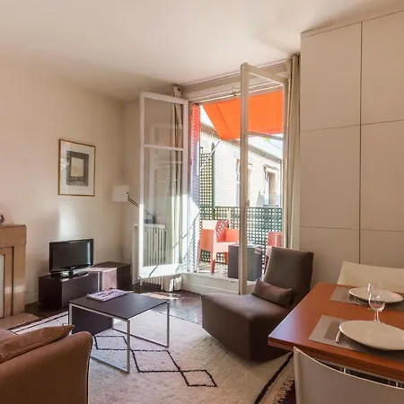 Apartment Rue De Varenne Ii By Onefinestay Paris