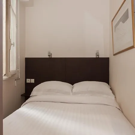 Rue De Varenne Ii By Onefinestay Paris